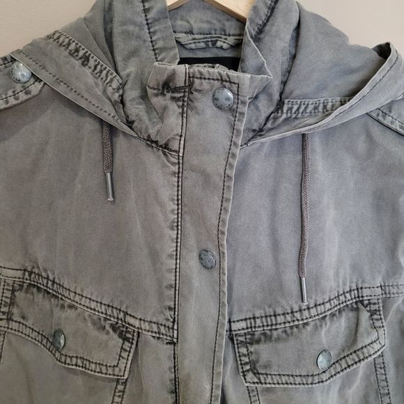 ARITZIA Talula Trooper Utility Jacket Grey - Picture 5 of 12